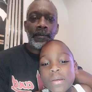 Meet your Posher, Kenneth